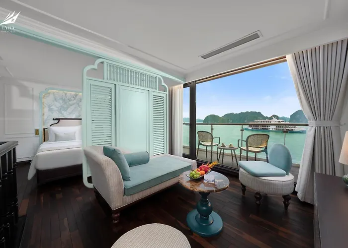 Lyra Grandeur Cruise Botel Ha Long